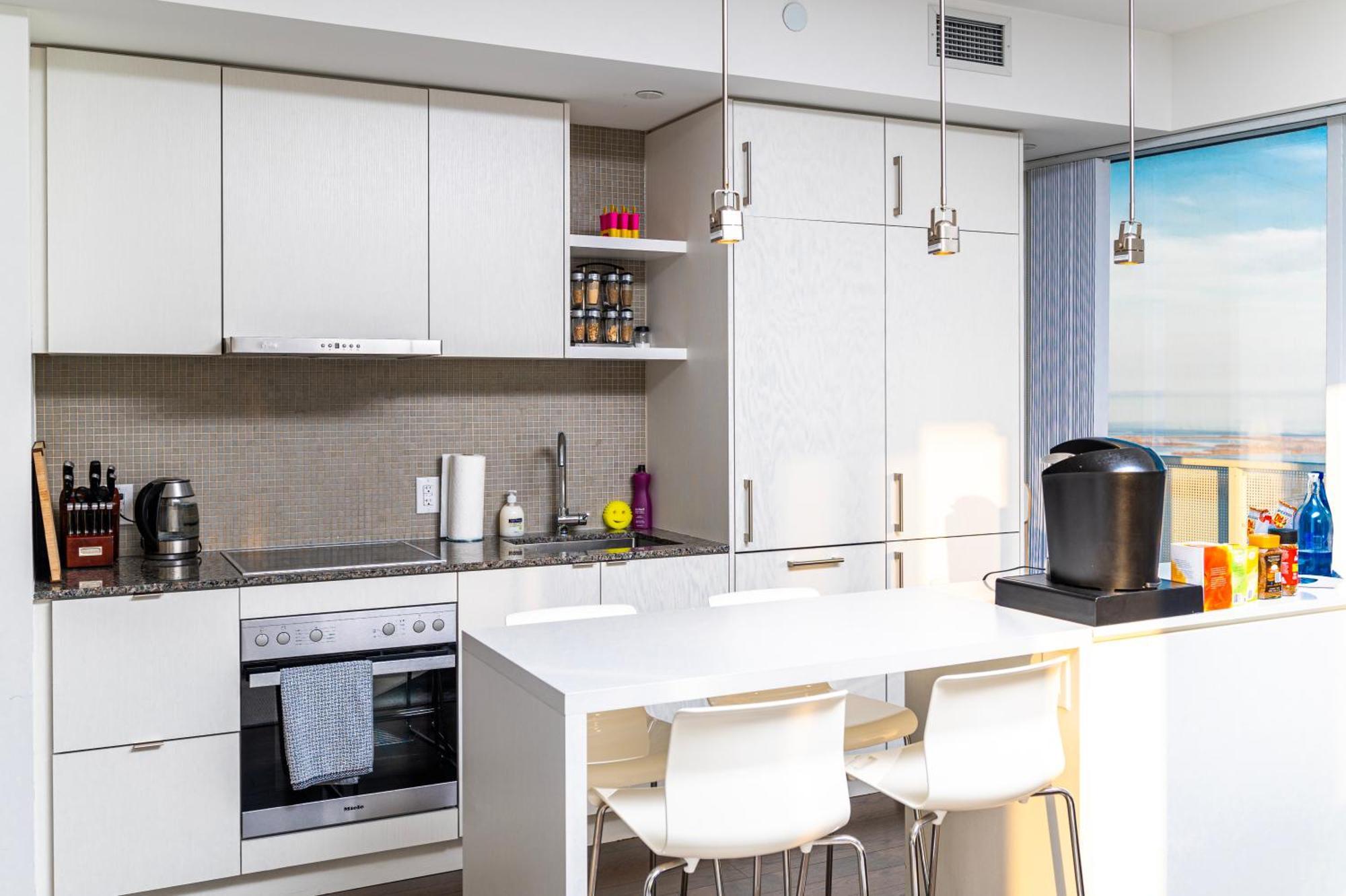Presidential Suite Heart Of Downtown With Stunning View トロント エクステリア 写真