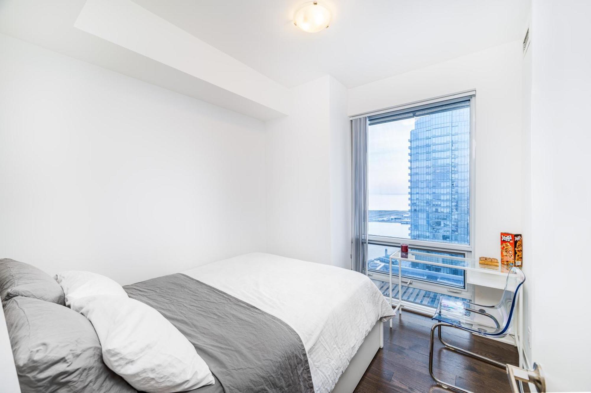 Presidential Suite Heart Of Downtown With Stunning View トロント エクステリア 写真